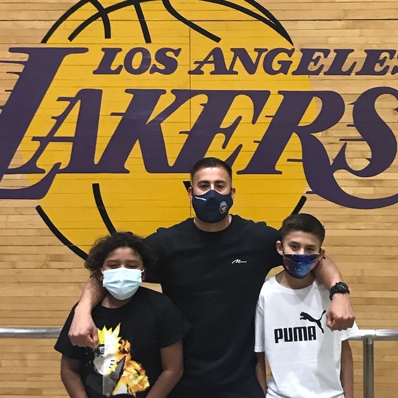 Meet your Posher, Richard - Picture 1 of 1